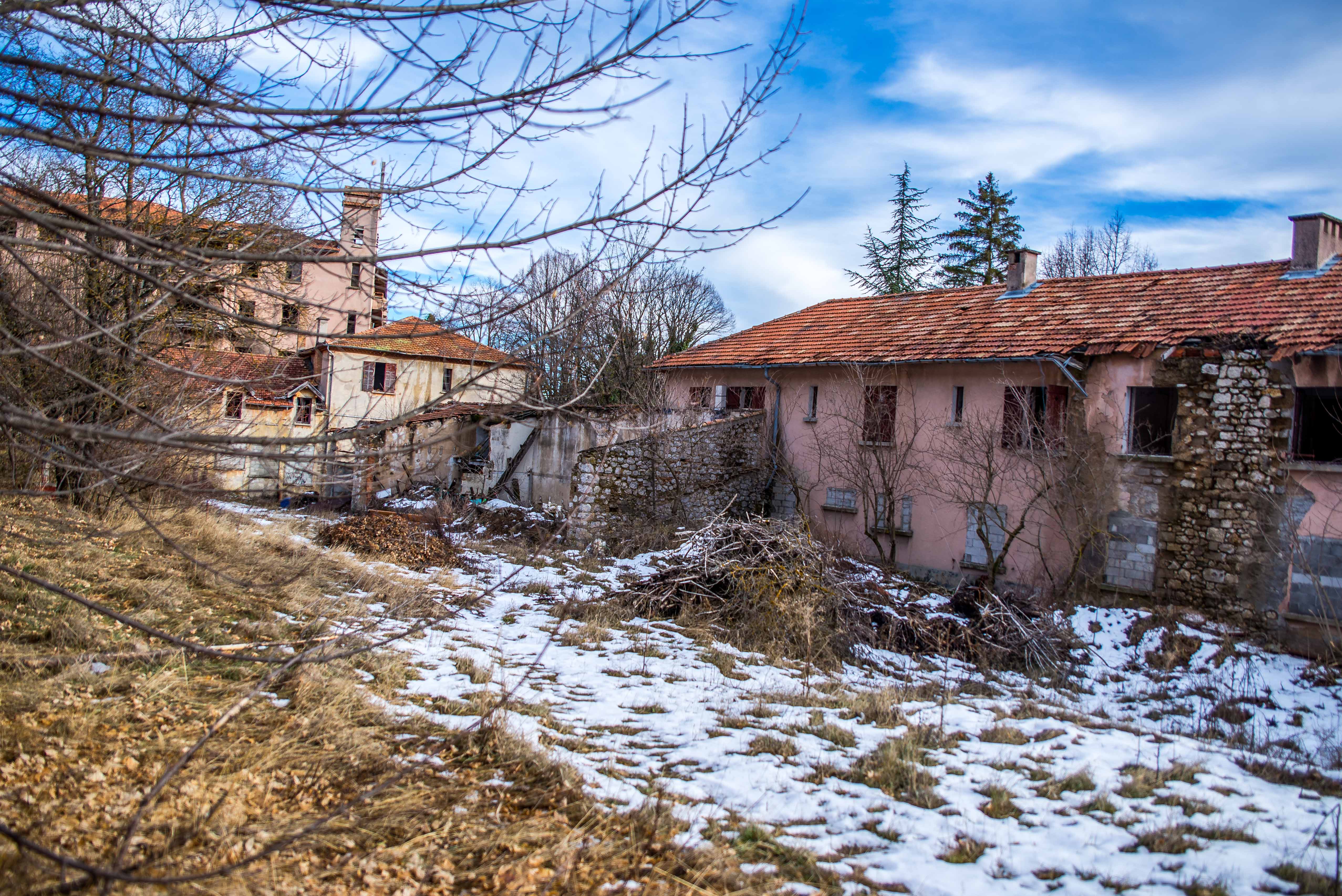 Hôpital Felix Zehetner Urbex Blog Provence Icietlabas