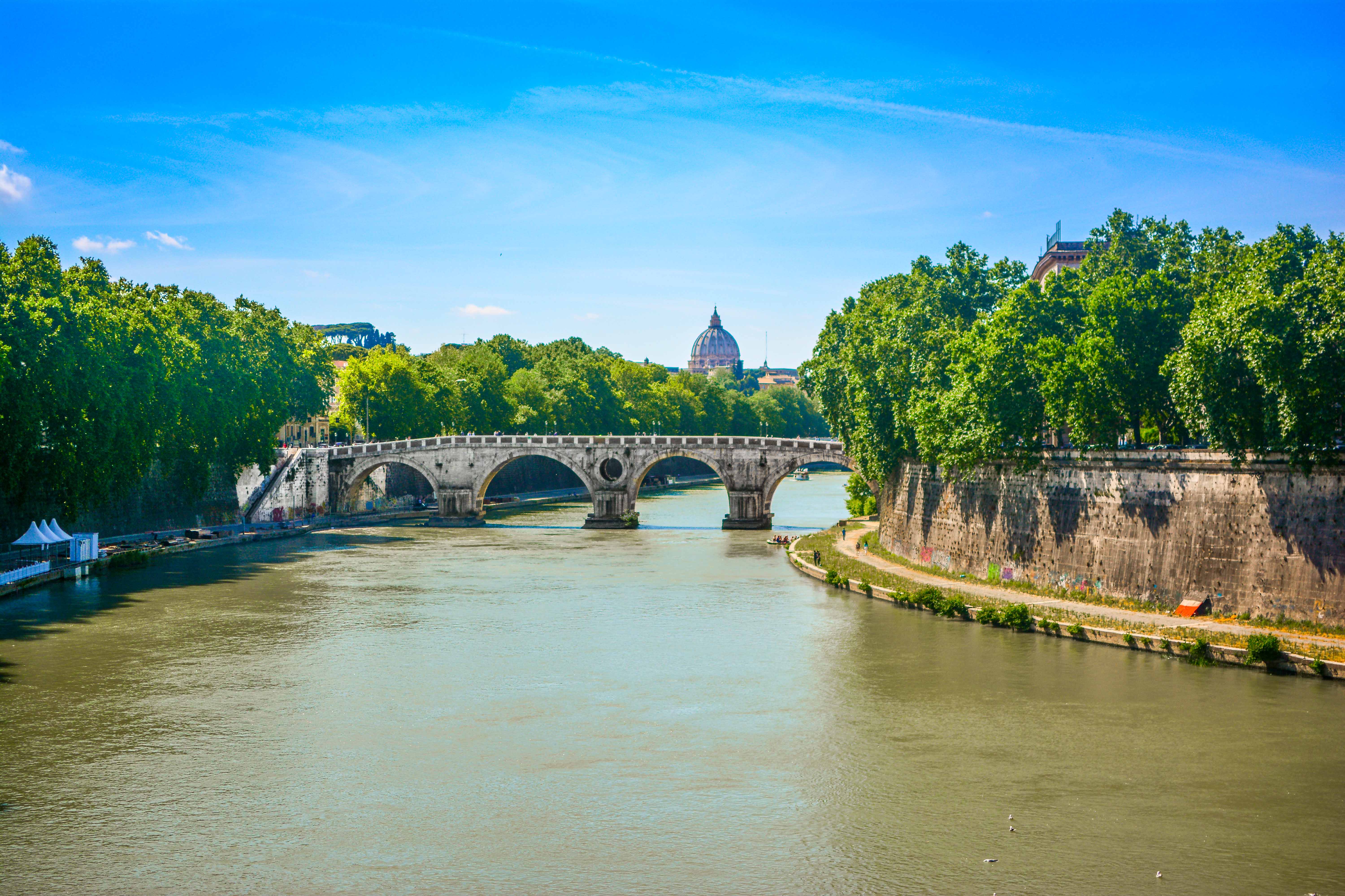 Venez visiter avec nous le Vittoriano, Trevi, Trastevere, Villa Borghèse et Gianicolo. Les grands monuments de Rome, Capitale de l'Italie !