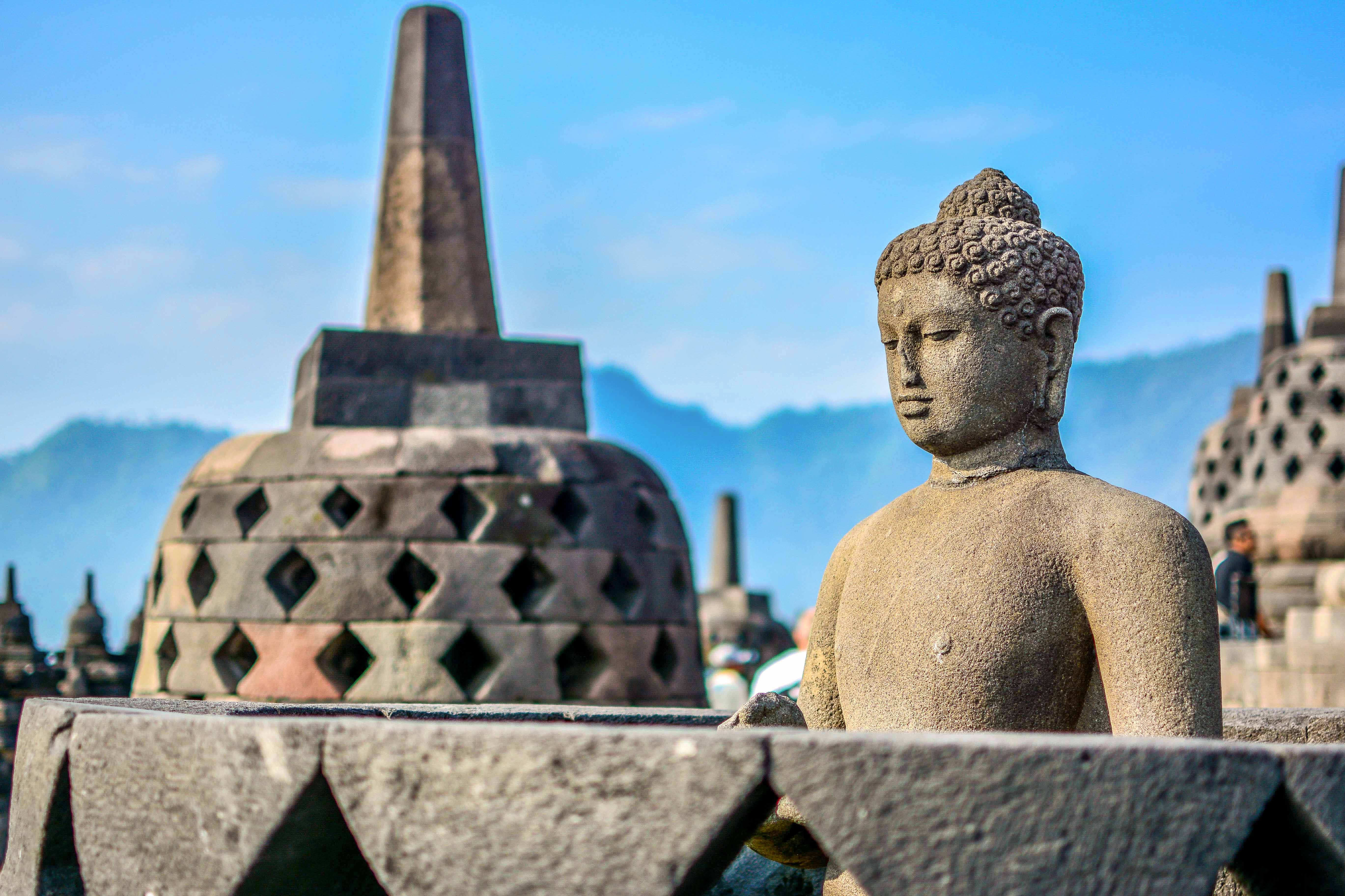 Borobudur Prambanan Indonésie java icietlabas temple blog voyage blogvoyage