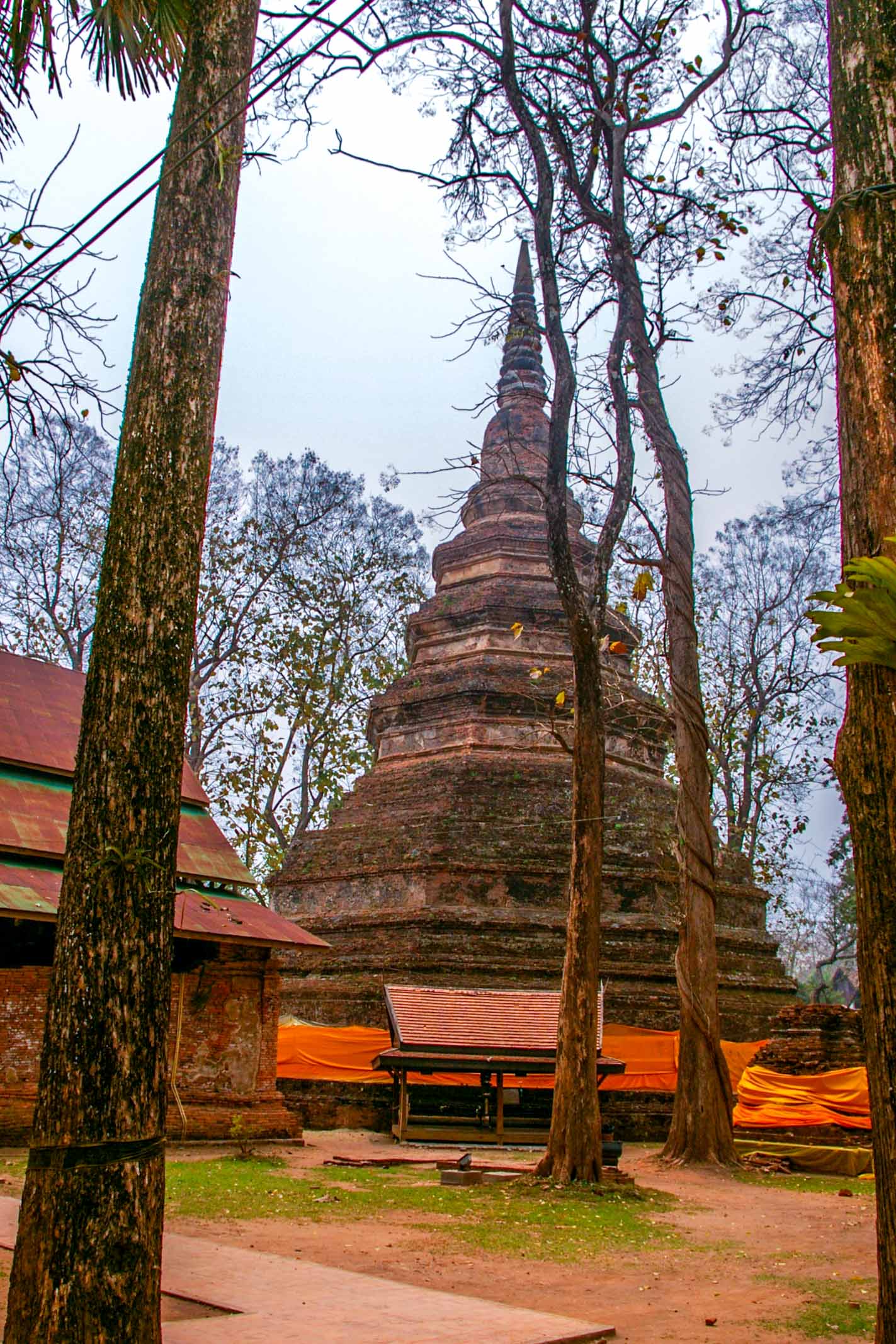 Chiang Saen temple chedi Thaïlande Chiang Rai blogvoyage blog voyage icietlabas