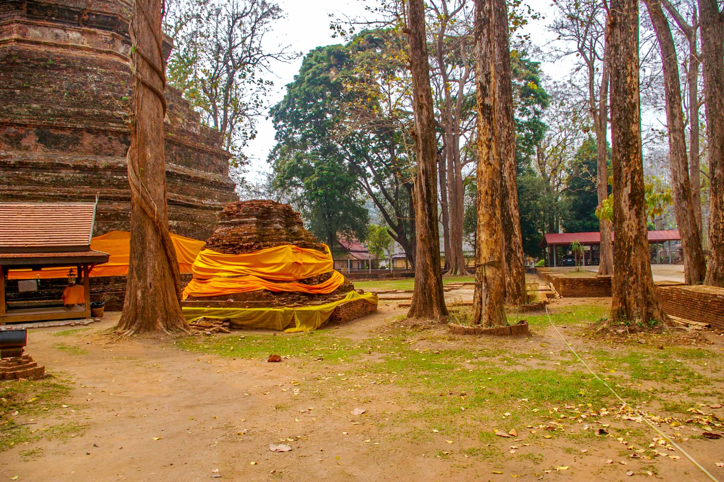 Chiang Saen temple chedi Thaïlande Chiang Rai blogvoyage blog voyage icietlabas