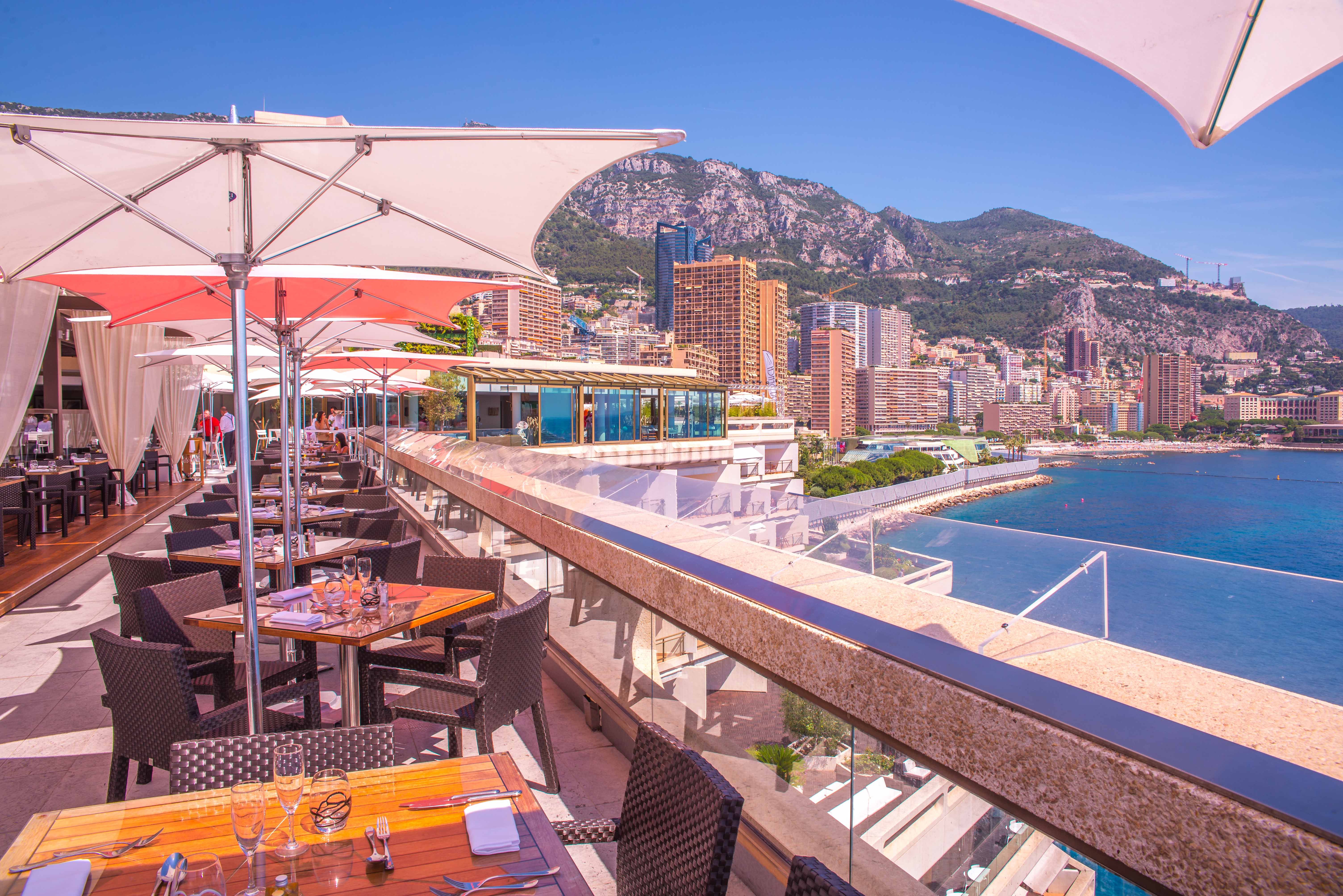 Fairmont Monaco MonteCarlo pink sunday horizon deck blog voyage icietlabas