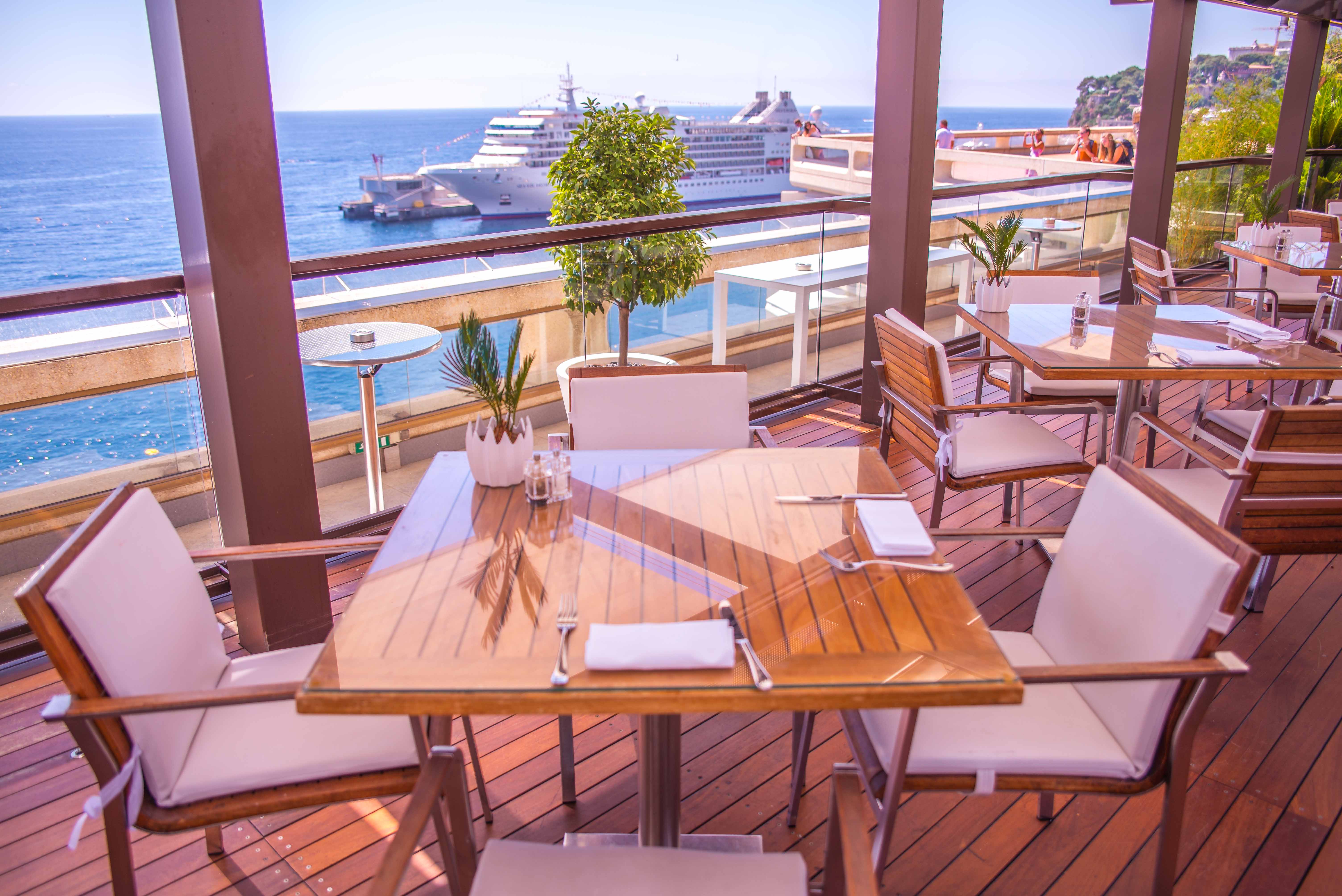 Fairmont Monaco MonteCarlo pink sunday horizon deck blog voyage icietlabas