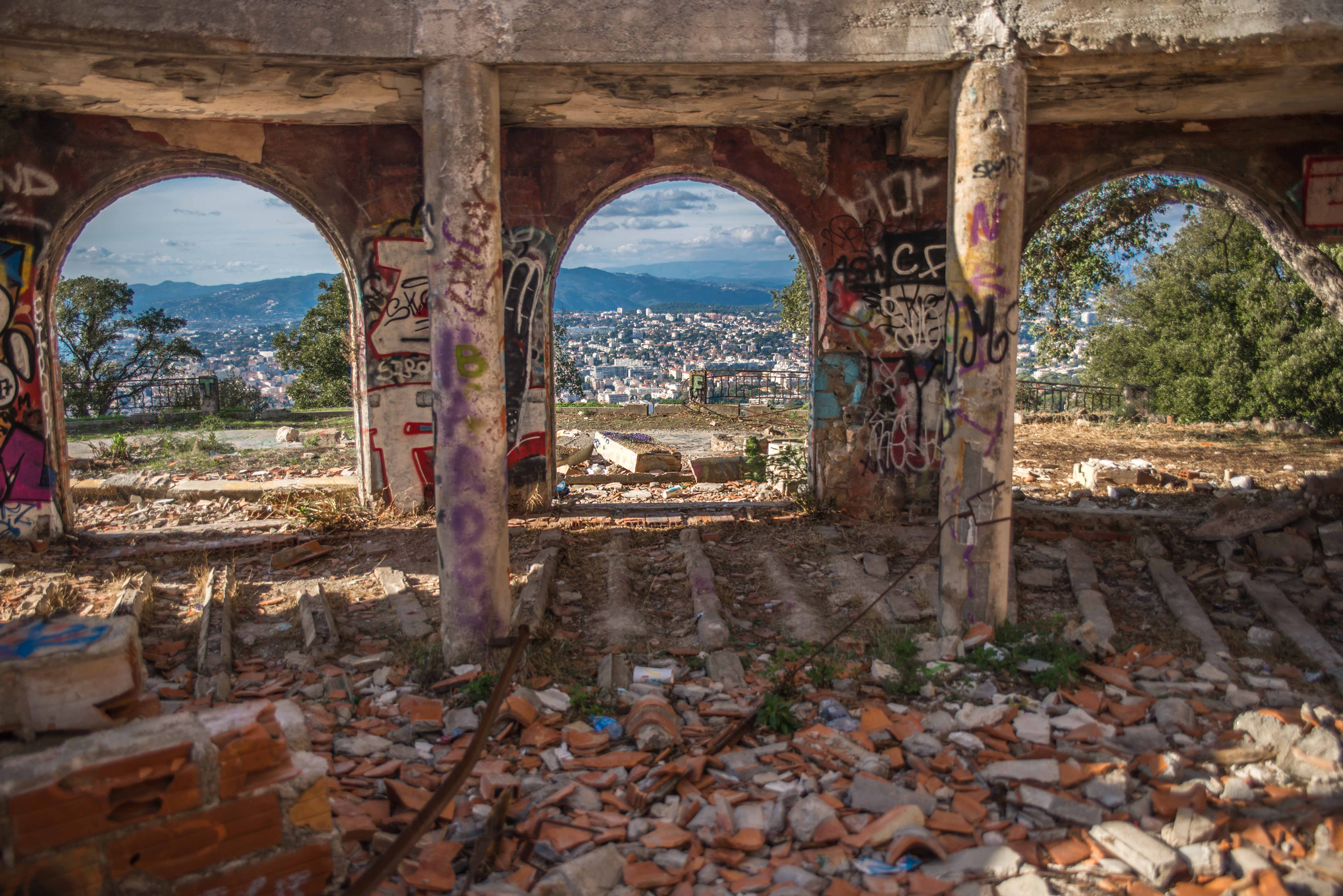 Observatoire de Super-Cannes Urbex blog voyage icietlabas