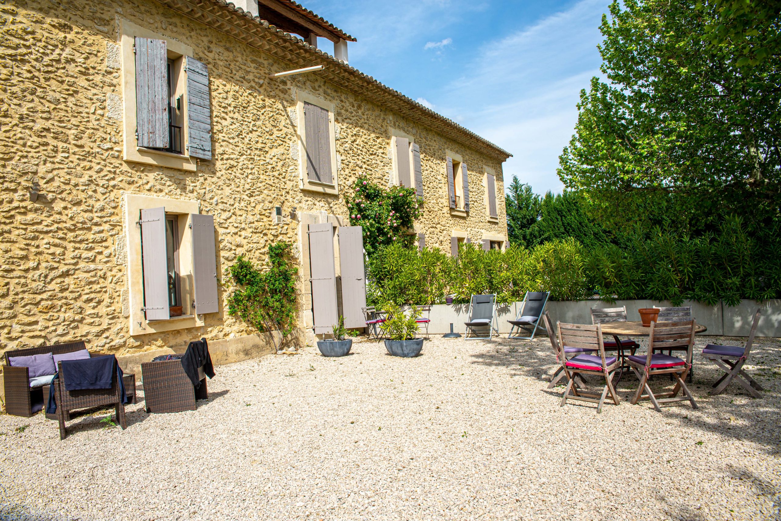 Dormir dans le luberon airbnb blog voyage