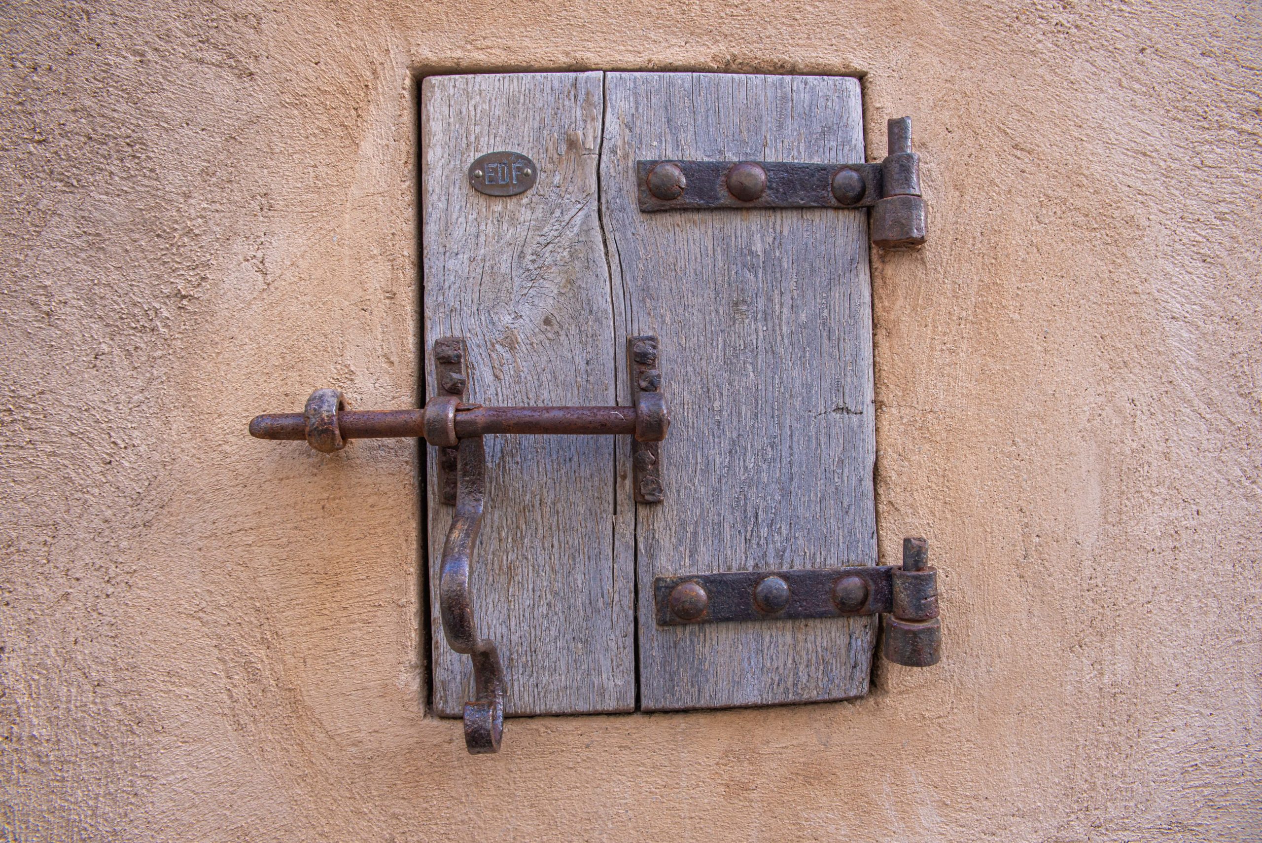 Vaugines Villages méconnus du Luberon blog voyage France