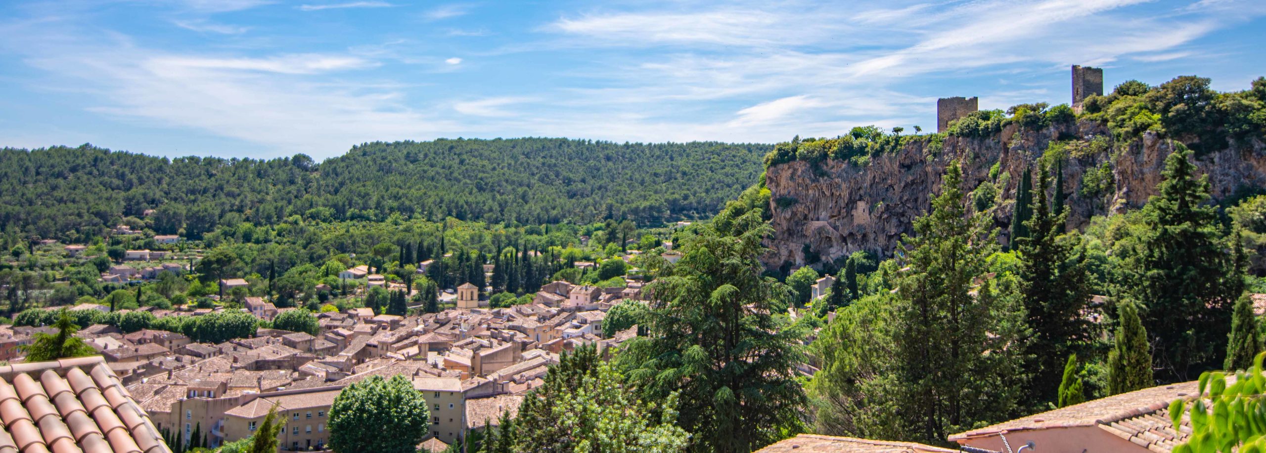 Cotignac département du Var 83 que faire en provence alpes côte d'azur blog voyage
