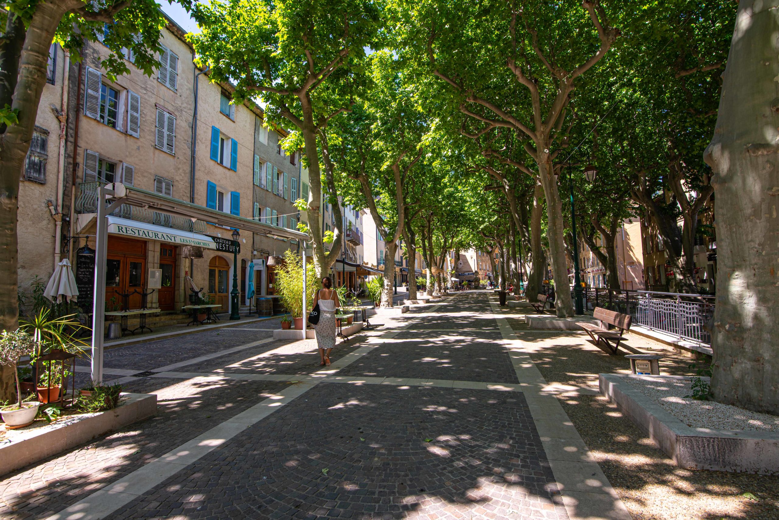 Cotignac département du Var 83 que faire en provence alpes côte d'azur blog voyage