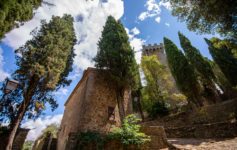 Castello Di Gargonza village médiéval Toscane Italie Tuscani blog voyage