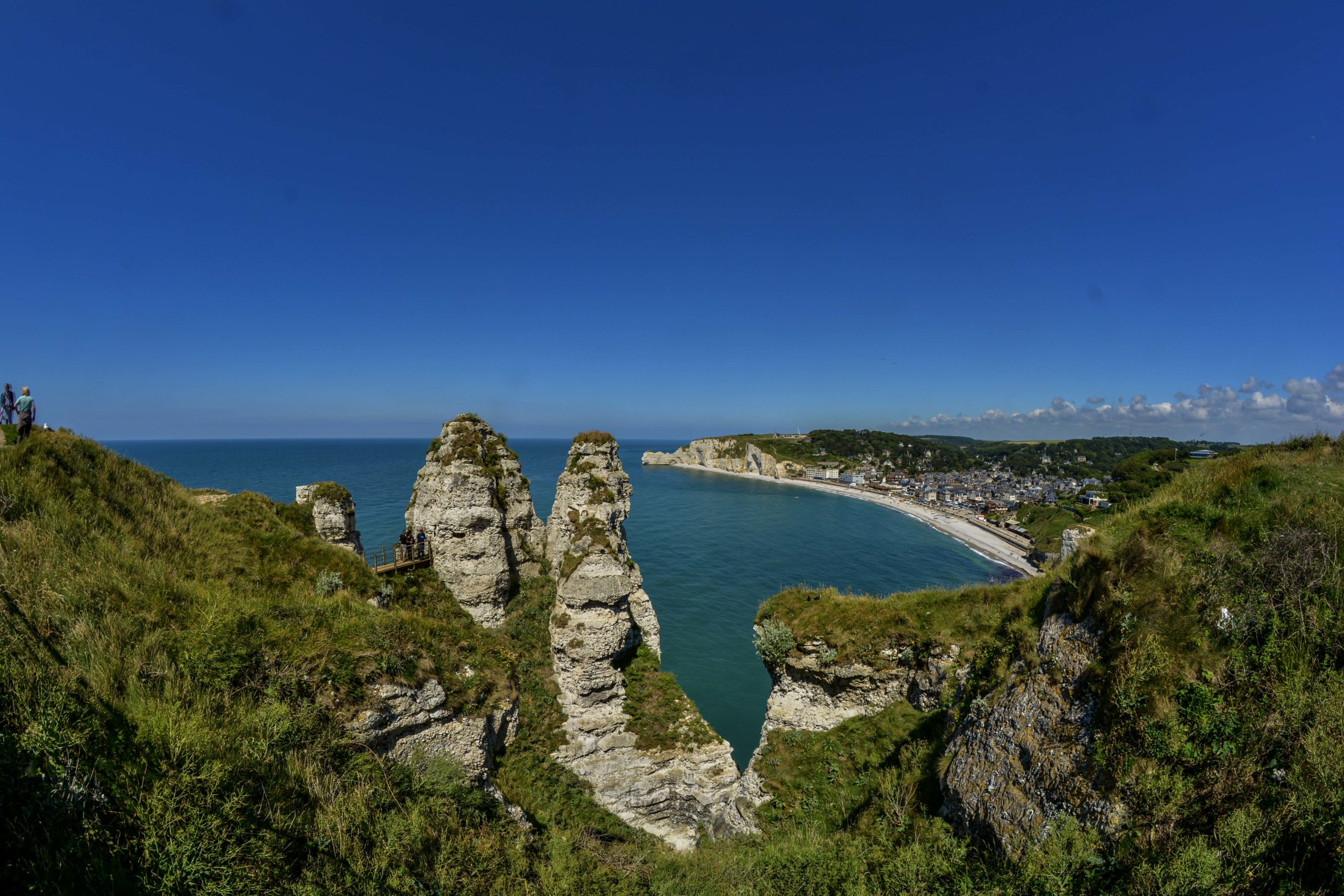 Etretat Blog Voyage Que faire en France Que faire en Normandie Rochers Arches Aiquille