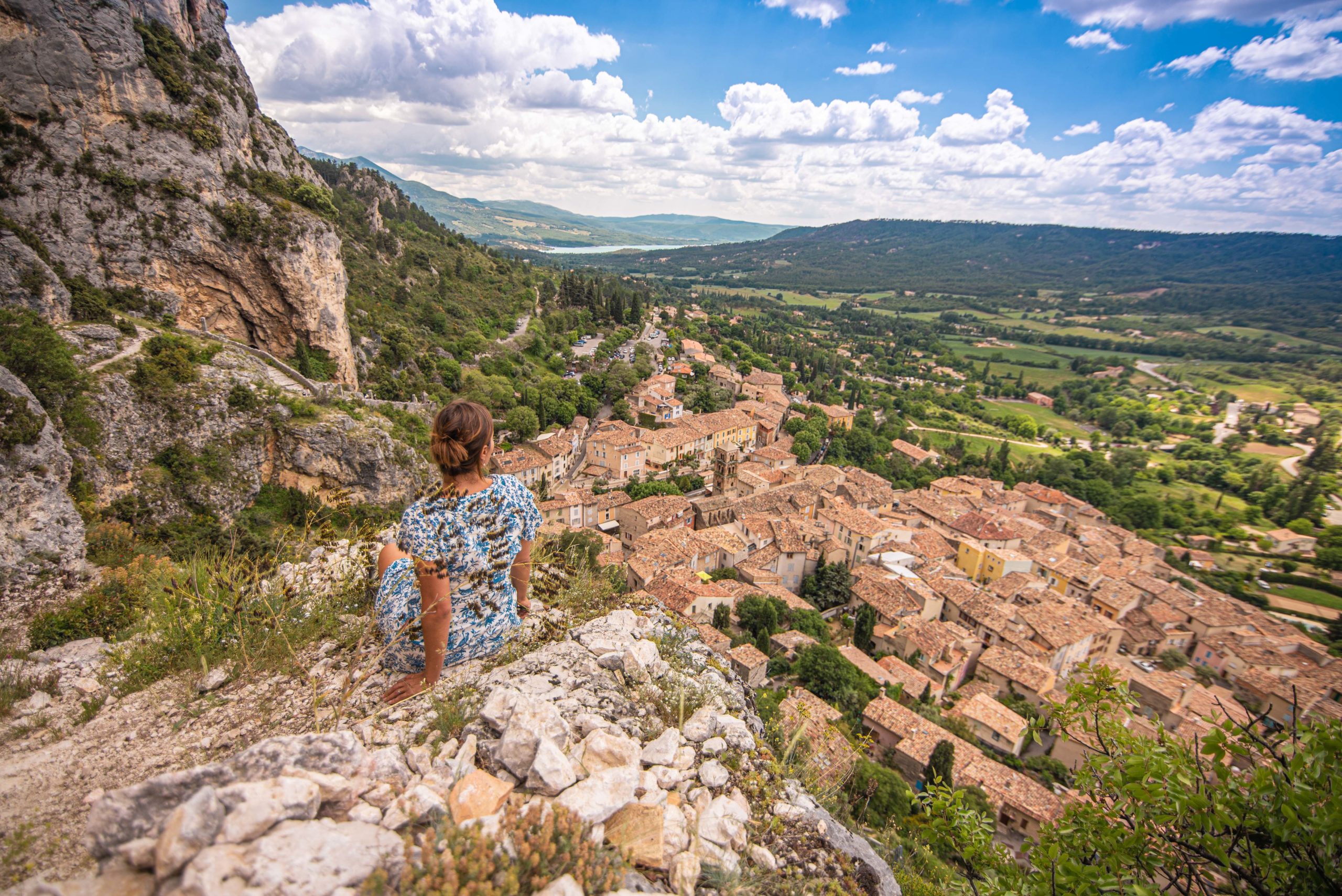 Moustiers-Sainte-Marie que faire en provence alpes cote d'azur alpes de haute provence plus beau village de France