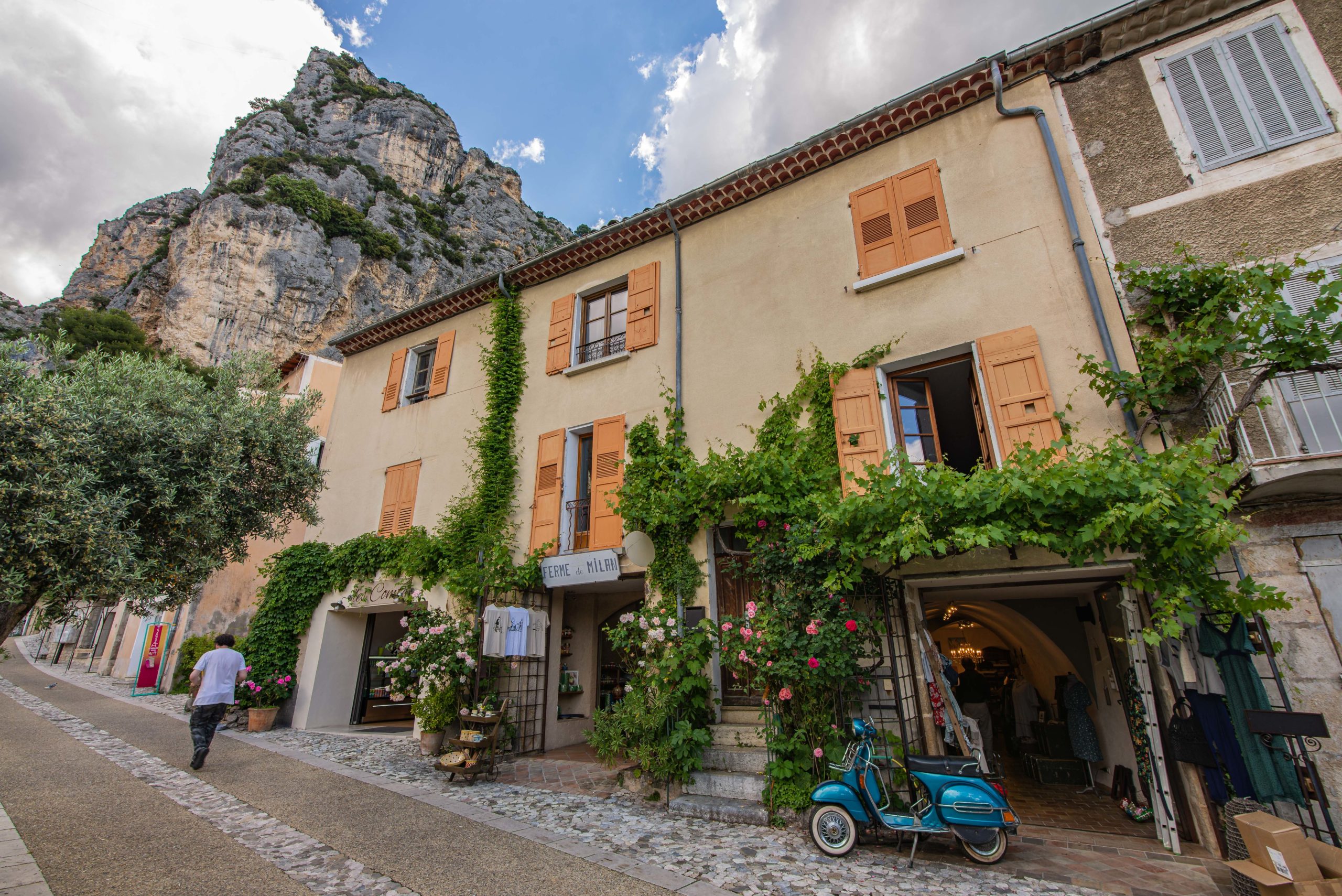 que faire en provence alpes cote d'azur alpes de haute provence plus beau village de France